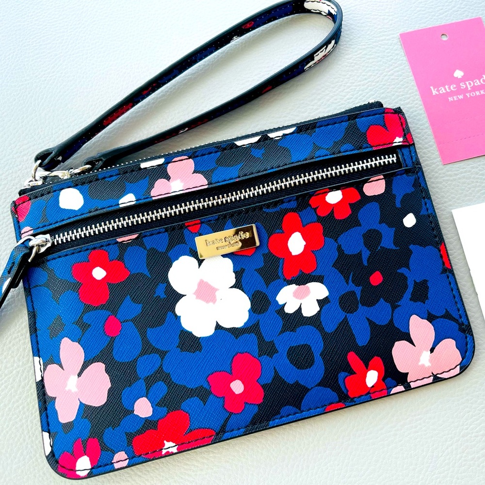 NWT! Kate Spade New York Shore Street Bouquet Pop Floral Wristlet, Black Multi